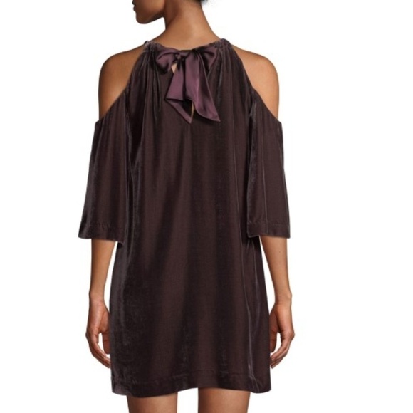 Trina Turk Eden Velvet Cold-Shoulder Shift Dress - Picture 2 of 3